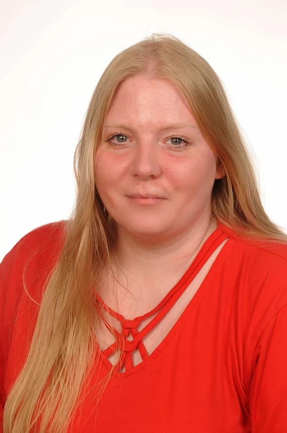 Frau Katja Polster